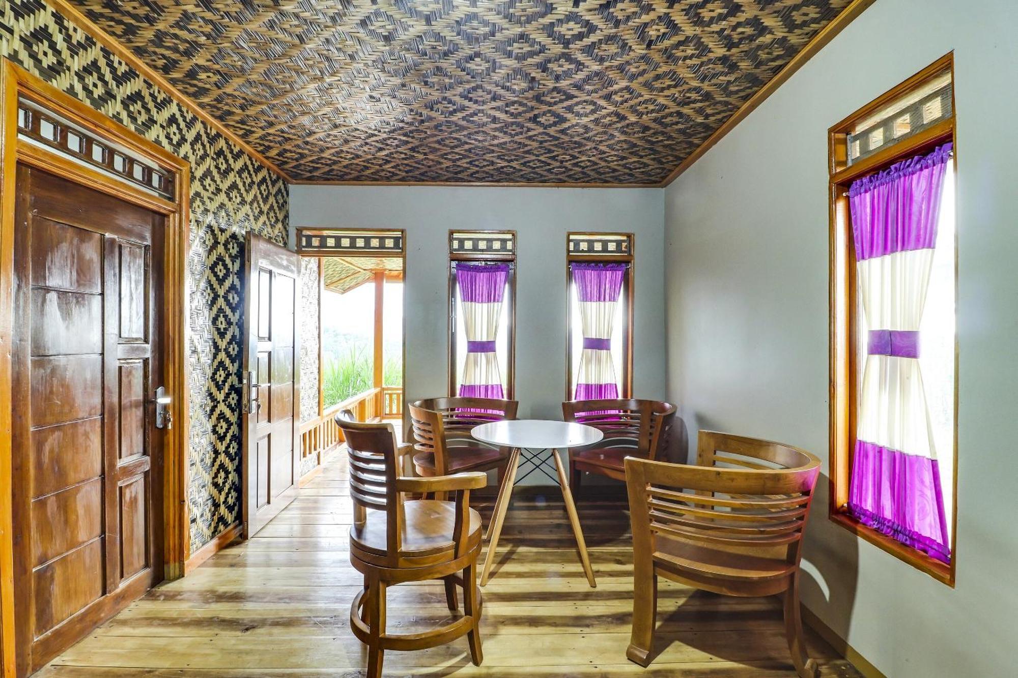 Oyo Homes 90956 Desa Wisata Guranteng Pendjalu 외부 사진