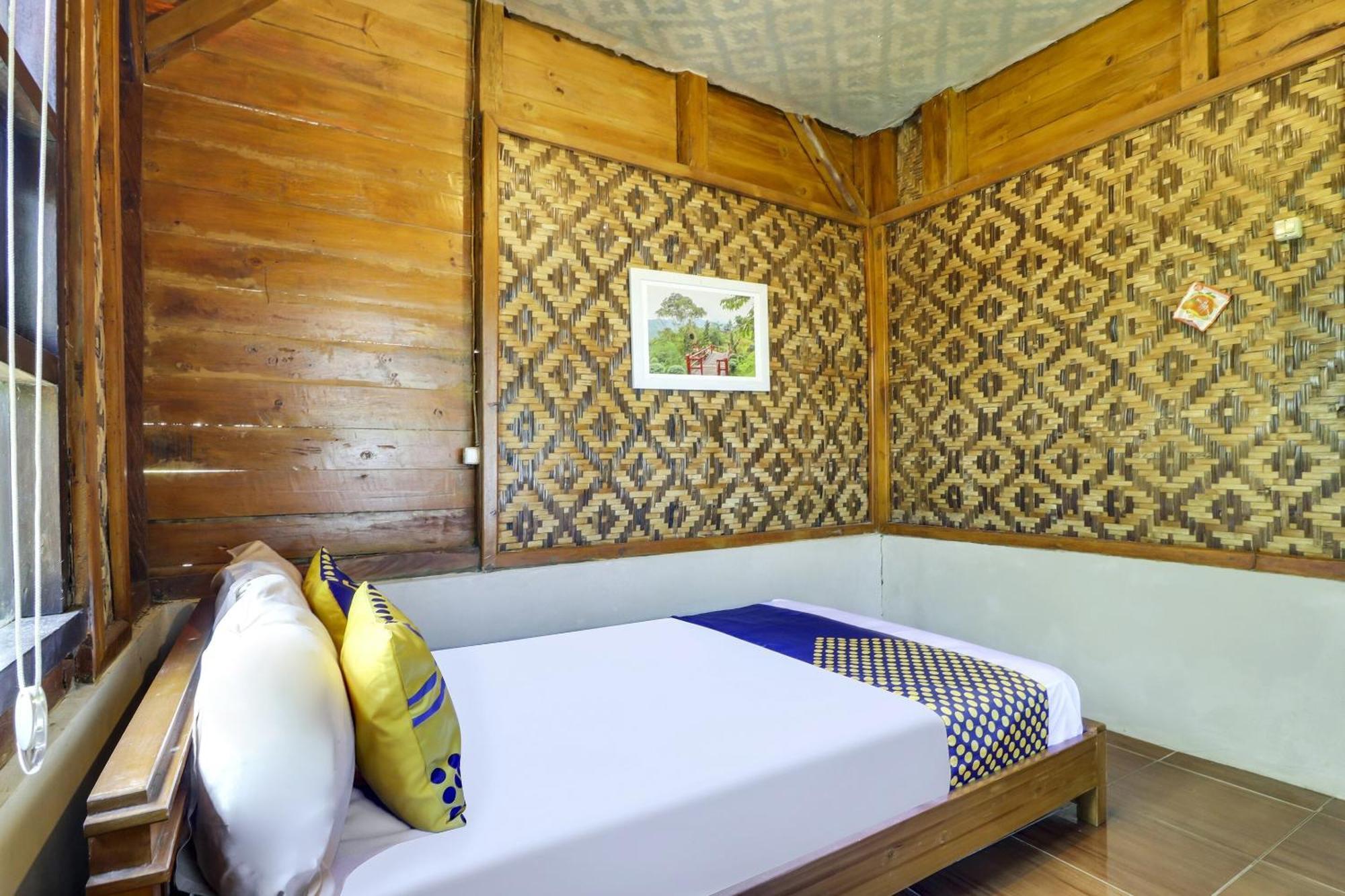 Oyo Homes 90956 Desa Wisata Guranteng Pendjalu 외부 사진