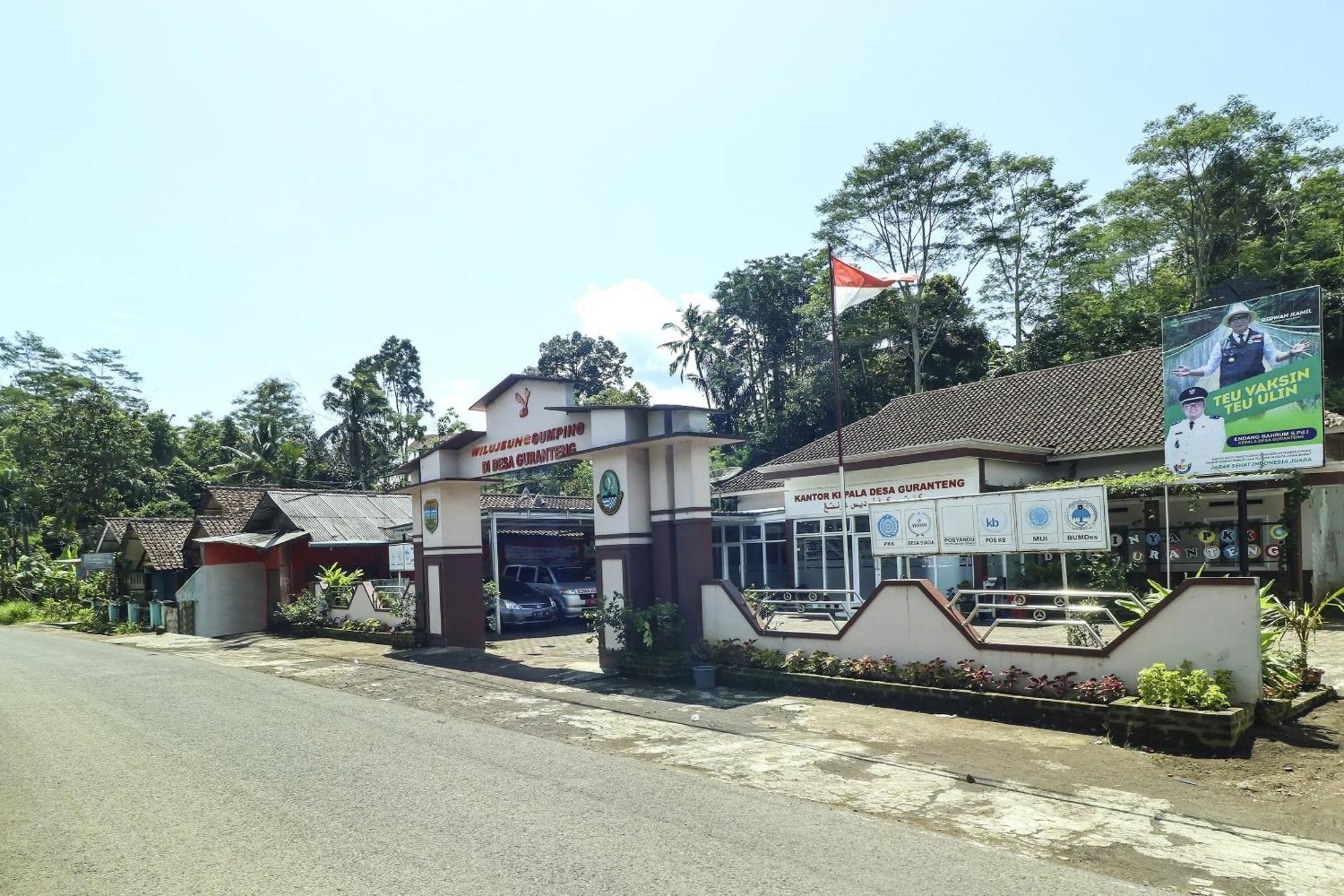 Oyo Homes 90956 Desa Wisata Guranteng Pendjalu 외부 사진